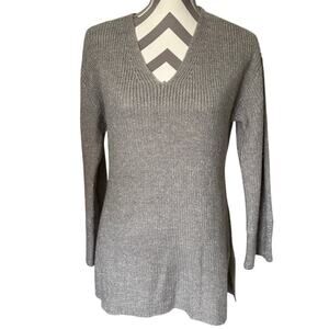 Calvin Klein Silver Metallic Ladies V Neck Sweater Med Wool Blend Quiet Elegance